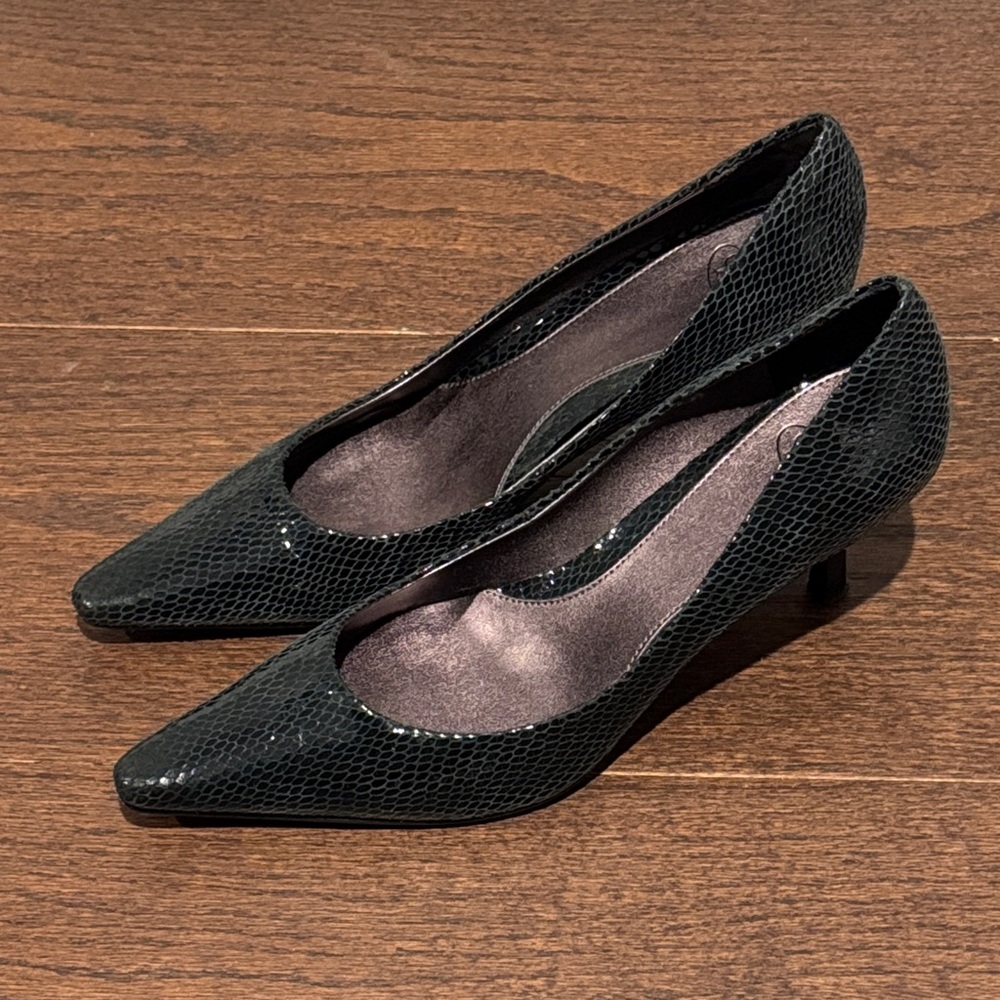 NWT Circa Joan & Davin Black Women's Pumps Size 9